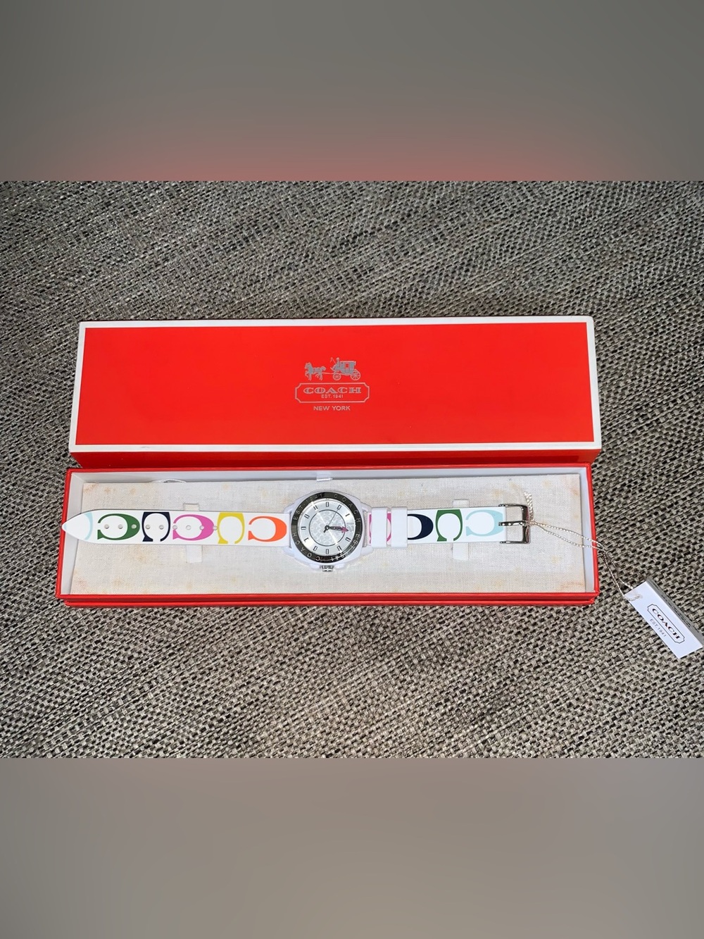 Coach BUNDLE Boyfriend "C" logo white silicone/rubber strap watch NEW & Wristlet - Picture 3 of 17